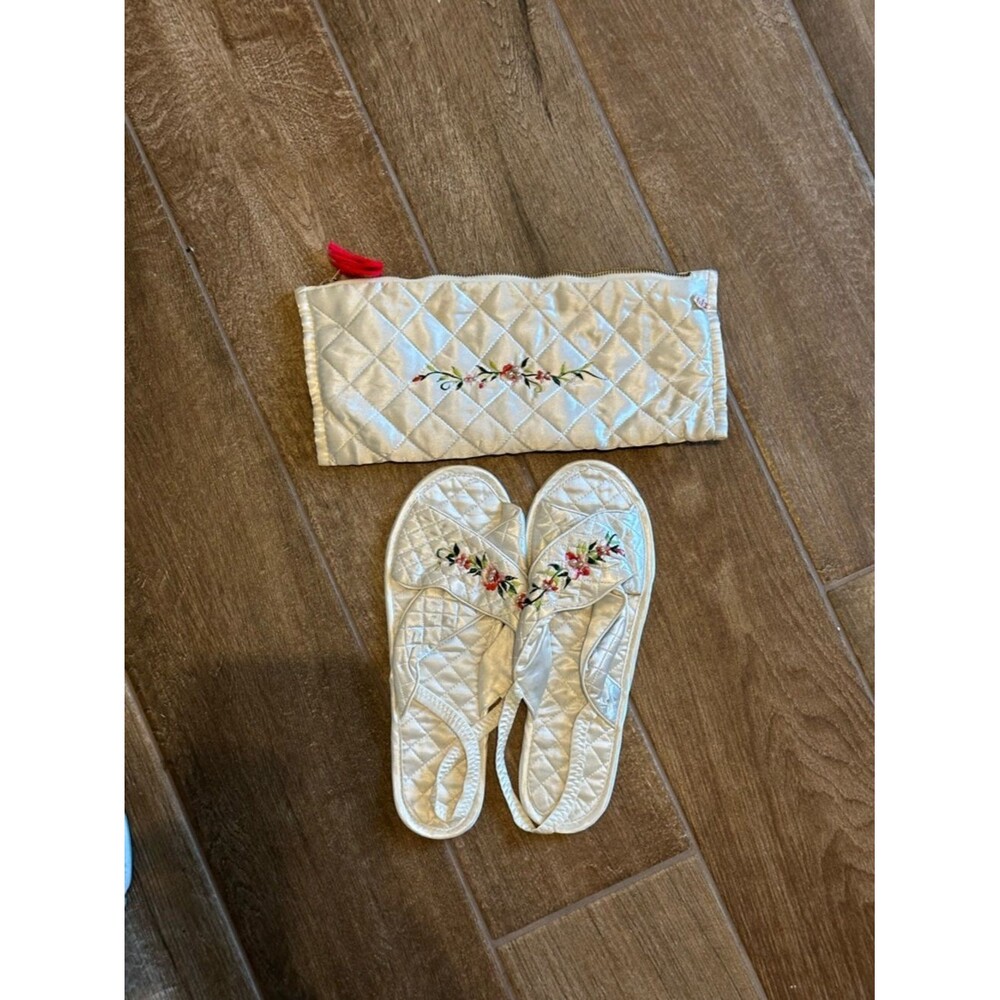 Quilted Embroidered Vintage Satin Slippers and Zippered Storage Case Set - Ivory